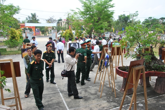 Actividades por aniversario 40 de liberación del Sur de Vietnam